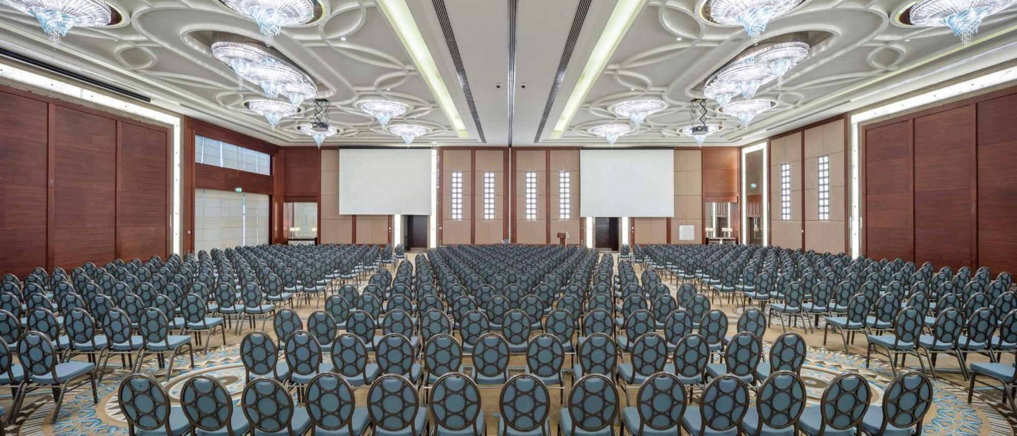 ฮิลตัน เบอร์ซา คอนเวนชั่น เซนเตอร์ แอนด์ สปา Hotel บูร์ซา ภายนอก รูปภาพ